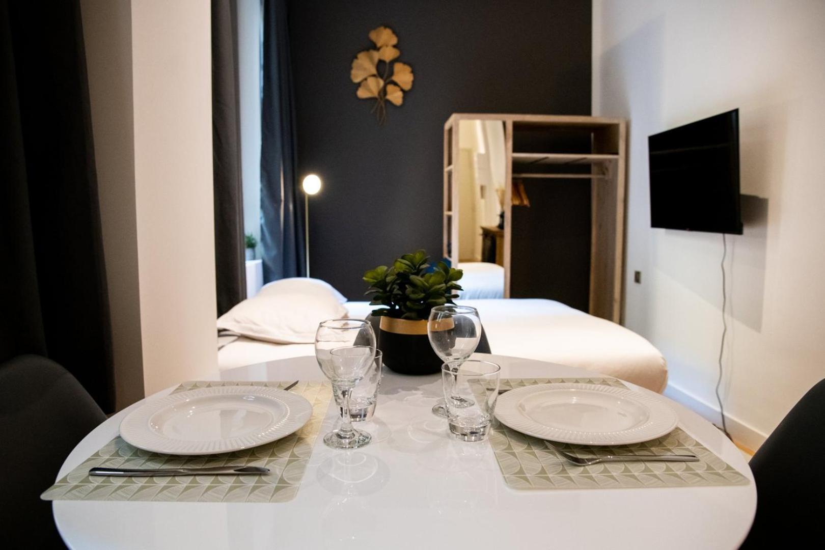 Le St Germain - Petillant Studio Decore Avec Gout En Centre-Ville Lyon Buitenkant foto